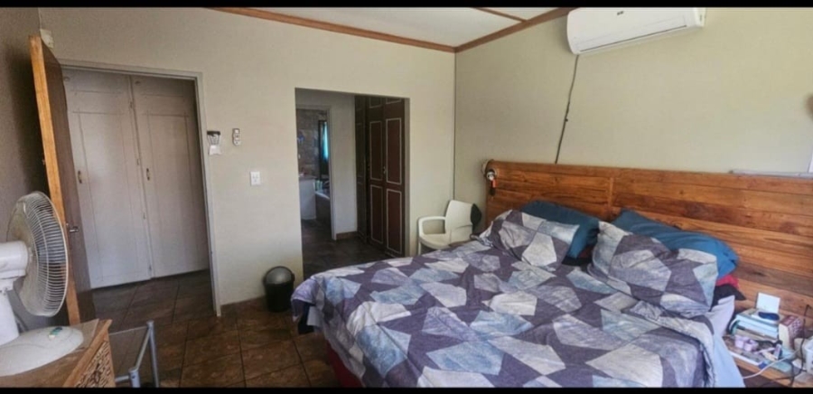 4 Bedroom Property for Sale in El Toro Park Northern Cape